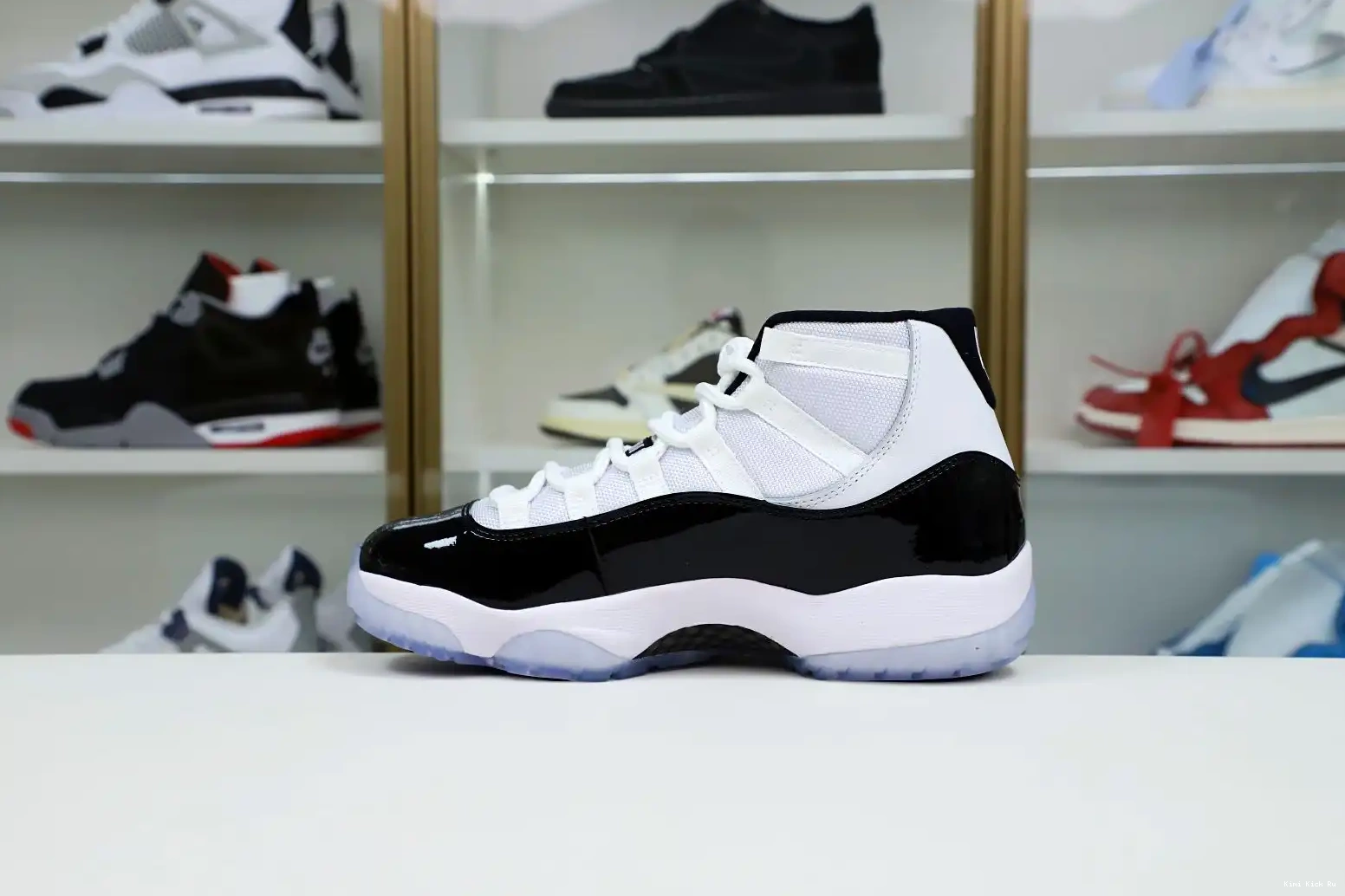 RETRO 2018 Kimikick 'CONCORD' AIR JORDAN 11 0730